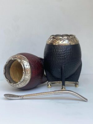 Torpedo cuero croco premium con pelota de bronce + bombilla de acero