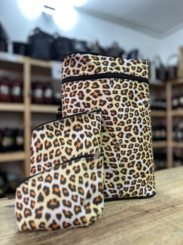 Mochila / Bolso matero animal print con chaulatas