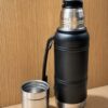 Termo system 1L color negro con 4 lineas + manija y tapa para mate